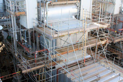 Amec Industrial Division. Milford Energy Ltd, Red Dragon Power Station, Milford Haven, Pembrokeshire, Wales. Boiler House Roof