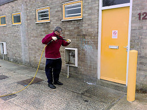 Graffiti removal